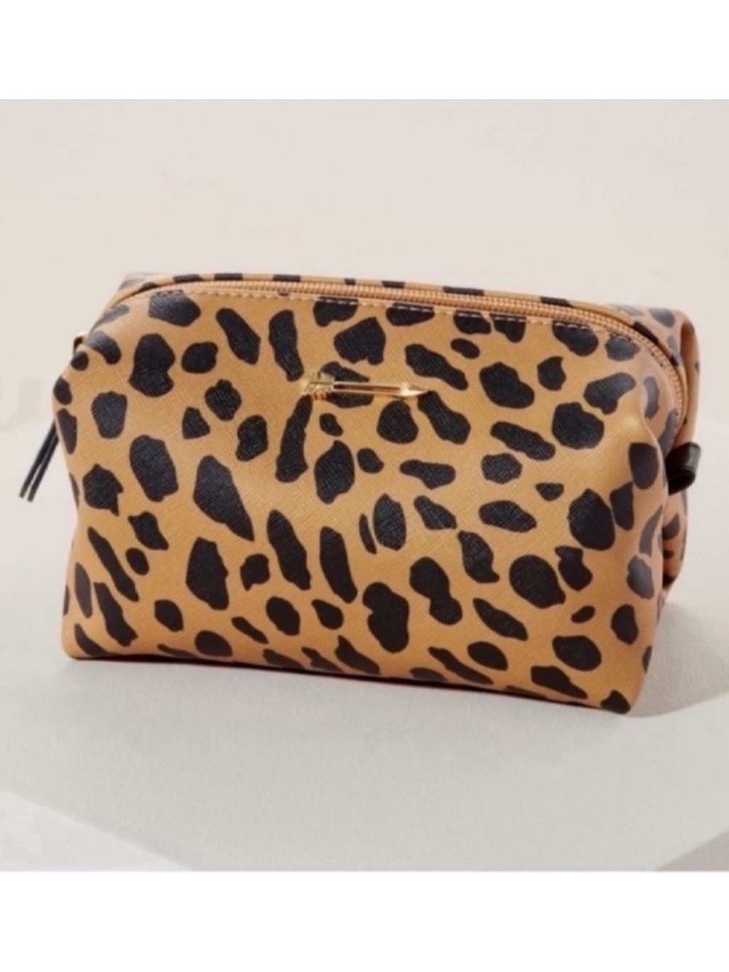 Stella & Dot | Bag | Animal Dot Pouf